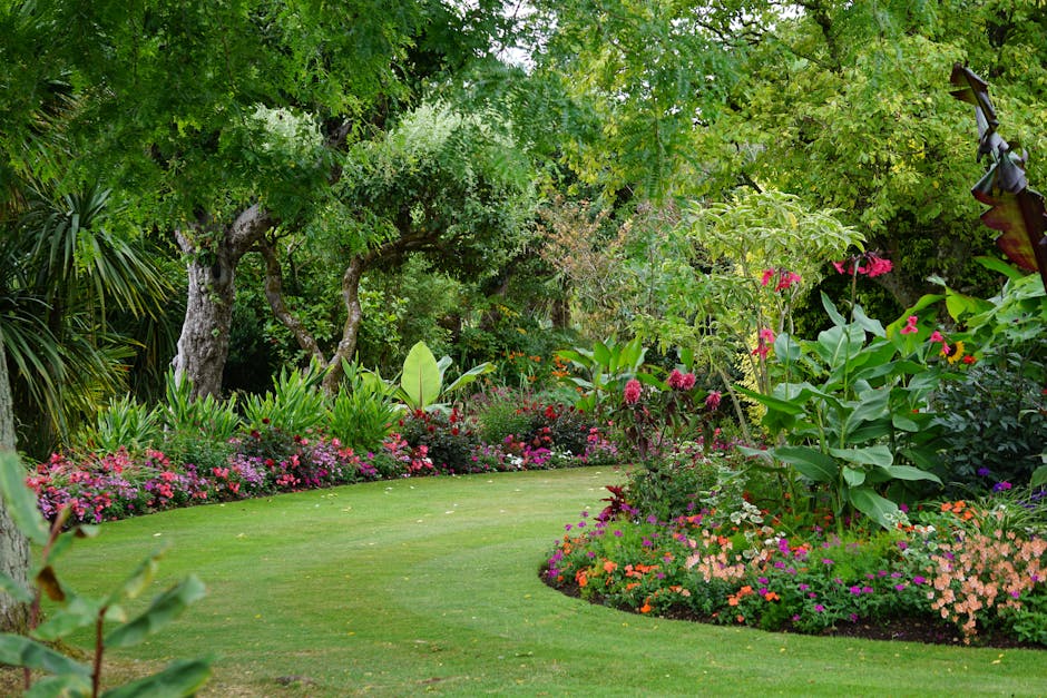Trusted Monken Hadley gardeners serving New Barnet EN5
